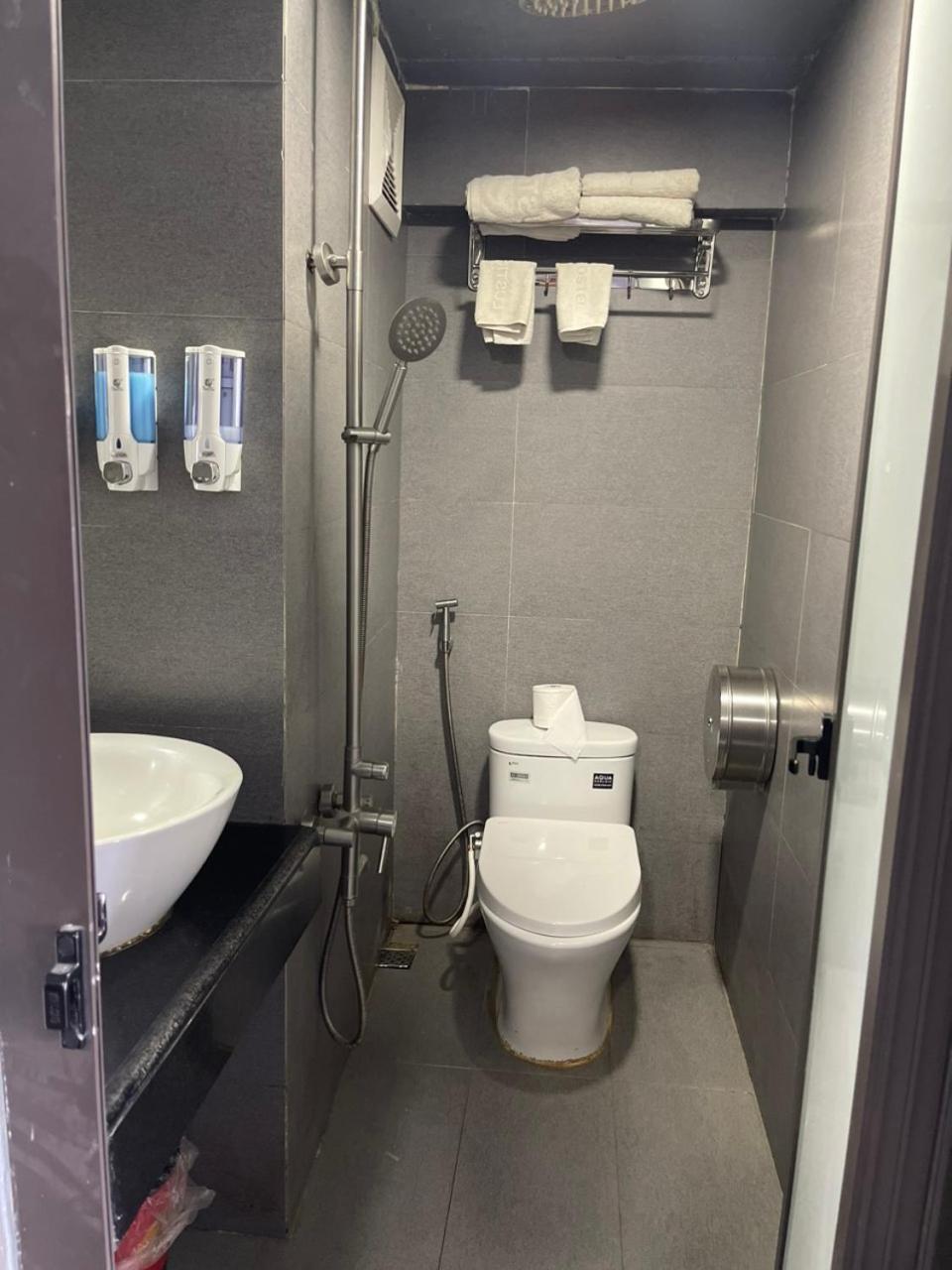 Lustig Hostel 사파 외부 사진